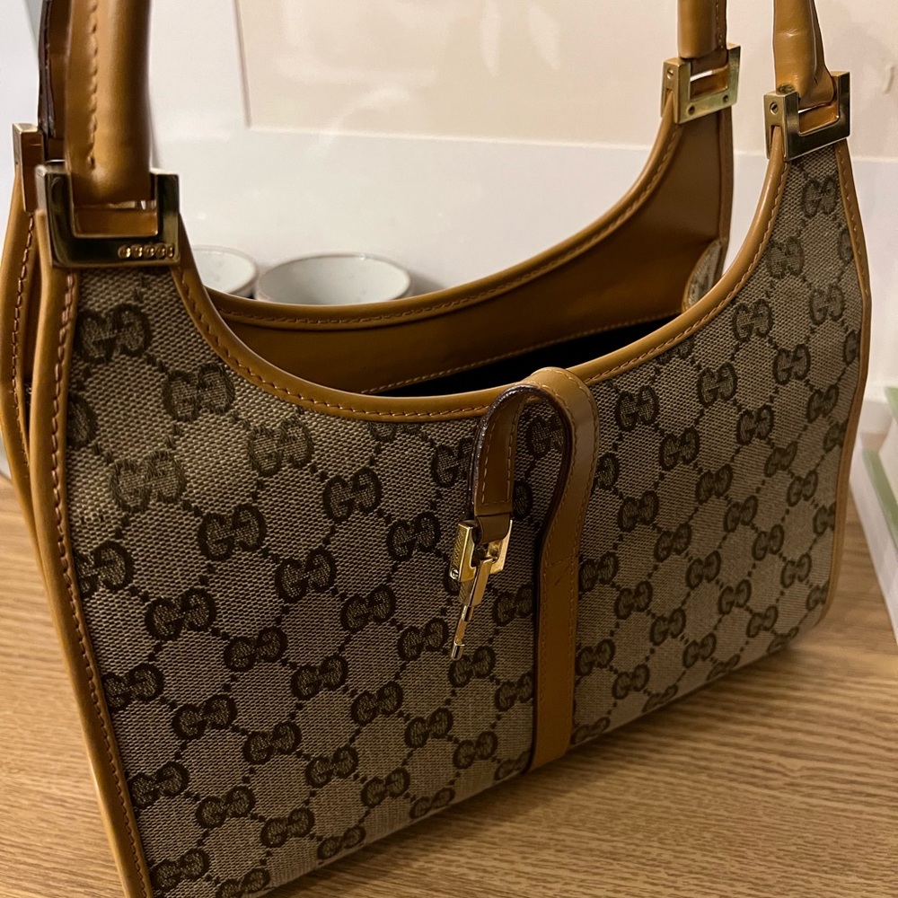Gucci Jackie Monogram Shoulder Bag - gold hardware